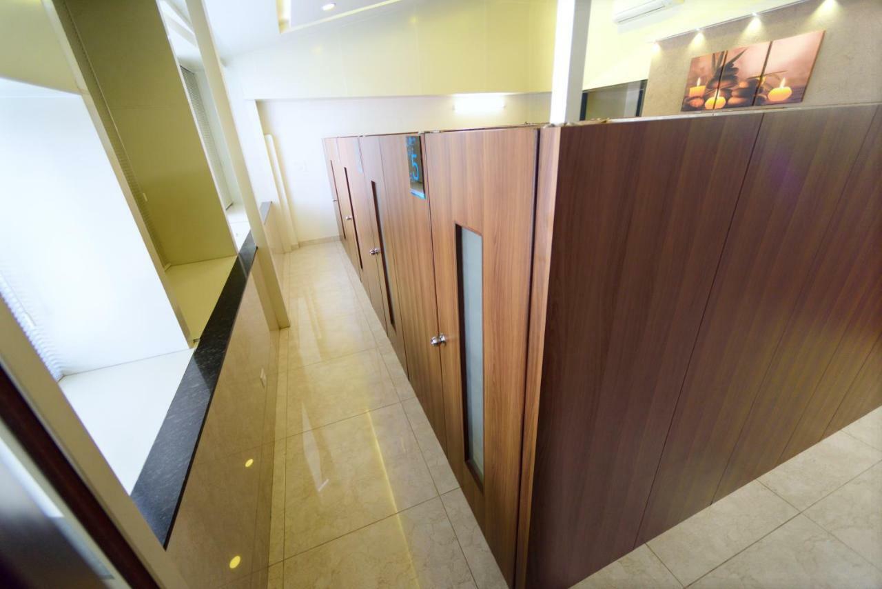 Bedspace- Capsule Ac Hotel Mangaluru Exterior foto